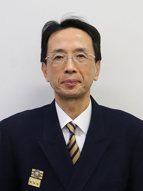 栗岡局長写真